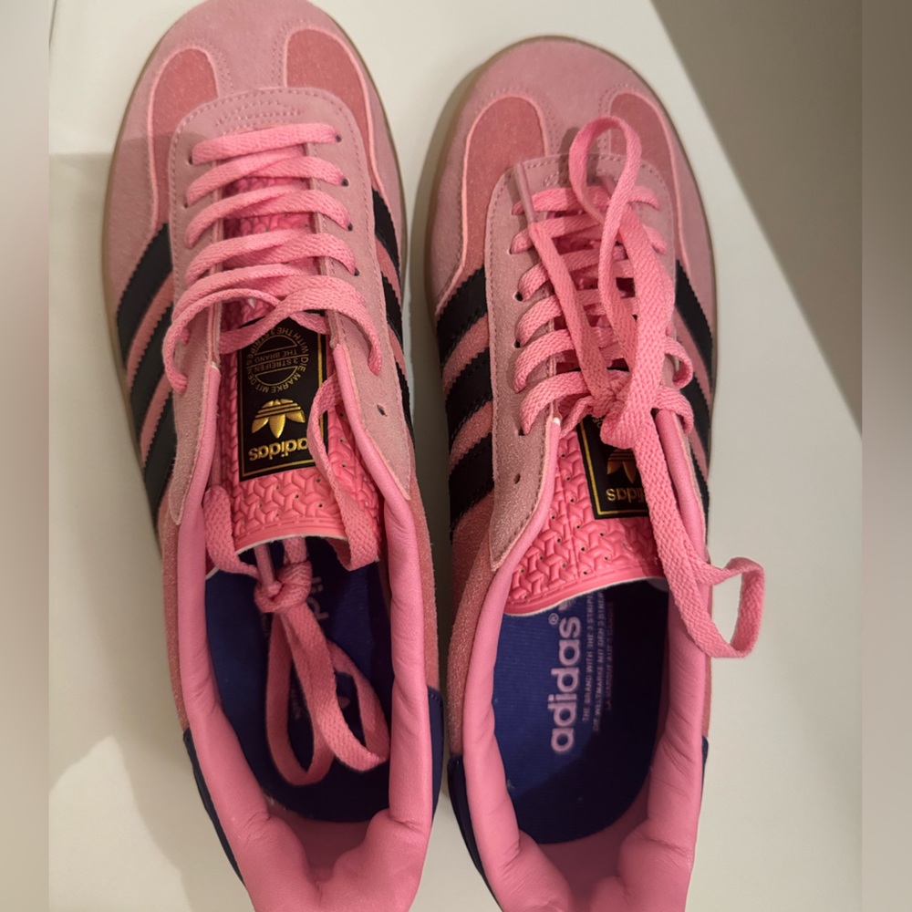 Adidas Sambas Women’s Pink and Navy Sneakers